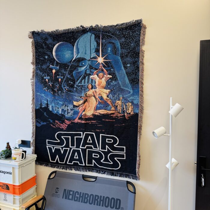 Star Woven Tapestry Throw Blanket – Retro Wall Art, Fun Room Decor, Collectible Accent - Image 6